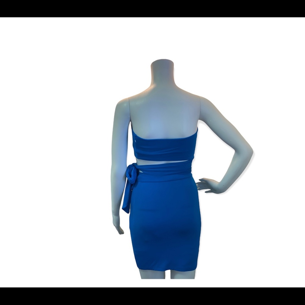 Cut Out Bodycon Dress - Picture 3 of 5
